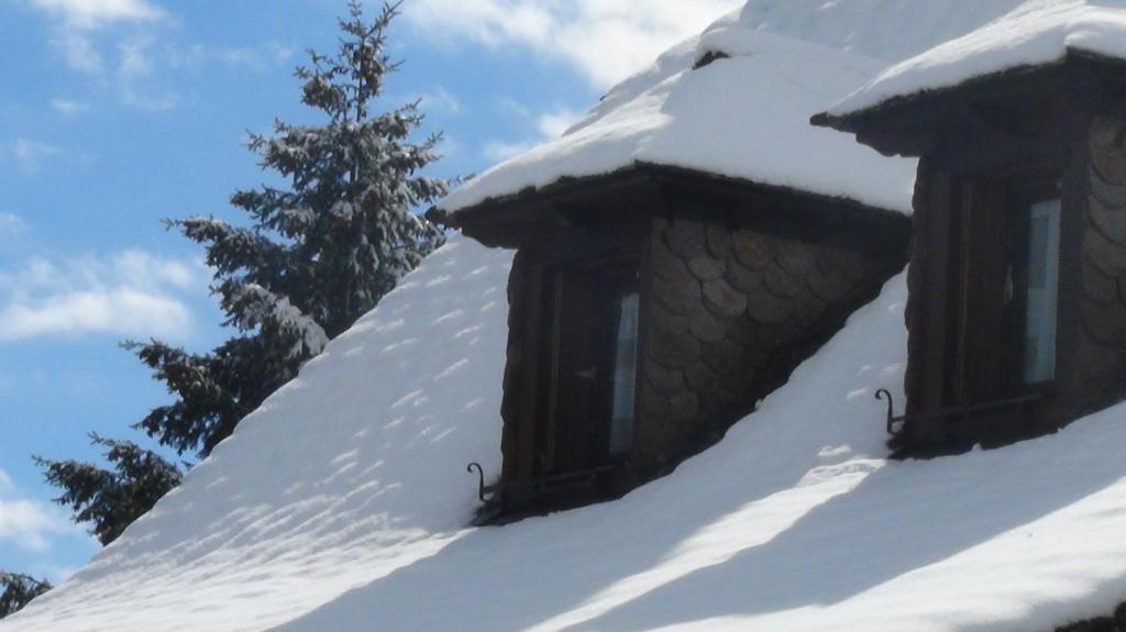 Le Relais De La Poste Hotel Neuveglise